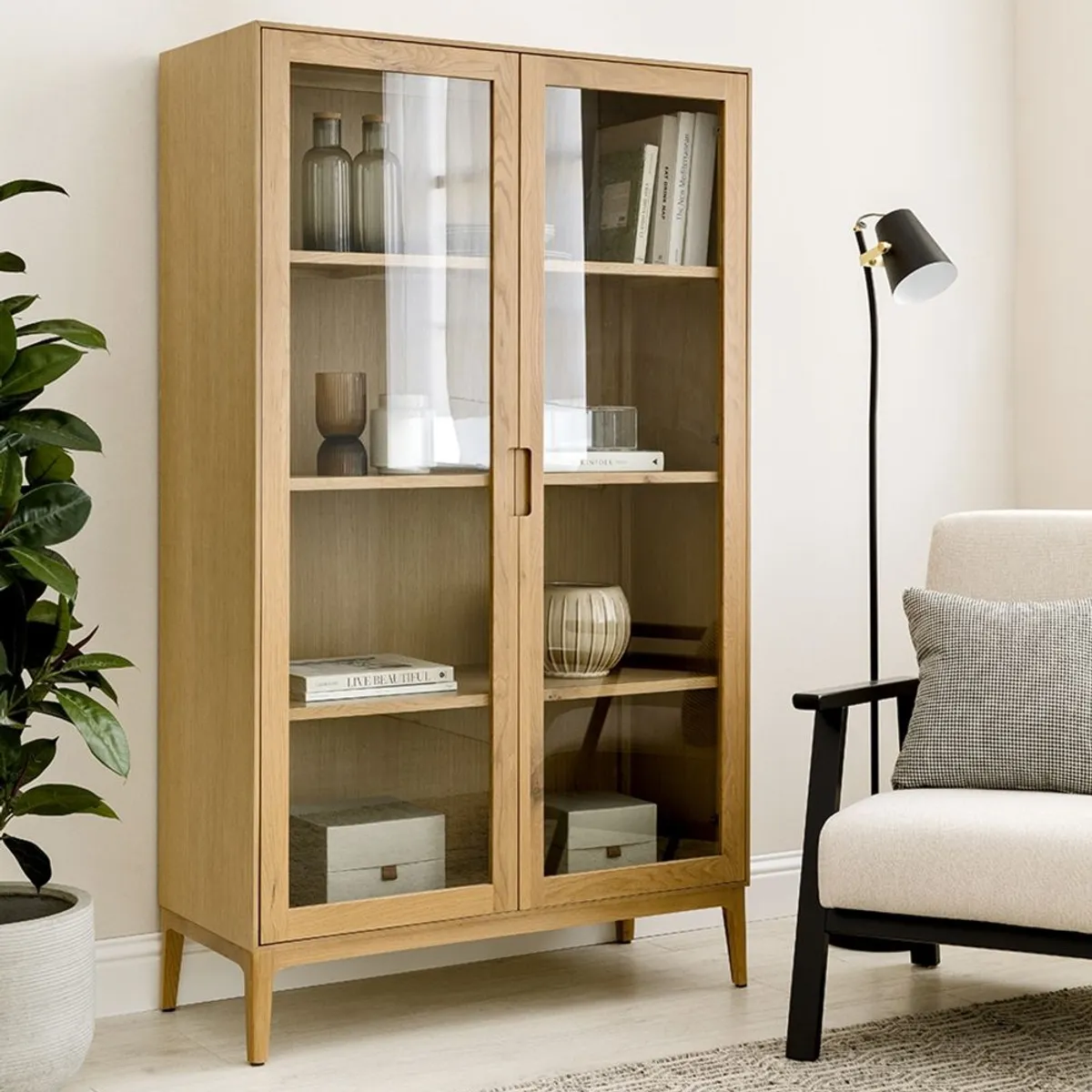 TU MESITA - Vitrina alta Moderna 2 puertas Dublin color Duna TU MESITA