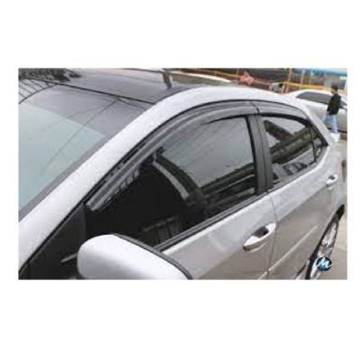 GENERICO - CORRELLUVIA TOYOTA YARIS 2014-2017 NEGRO