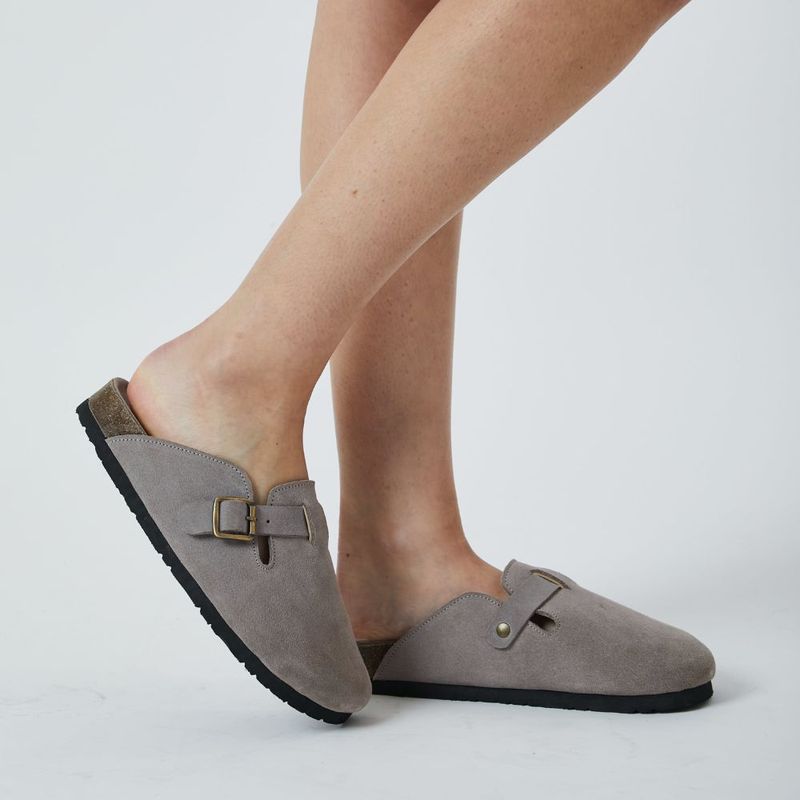 WHITE - Zuecos Chloe de cuero color plomo