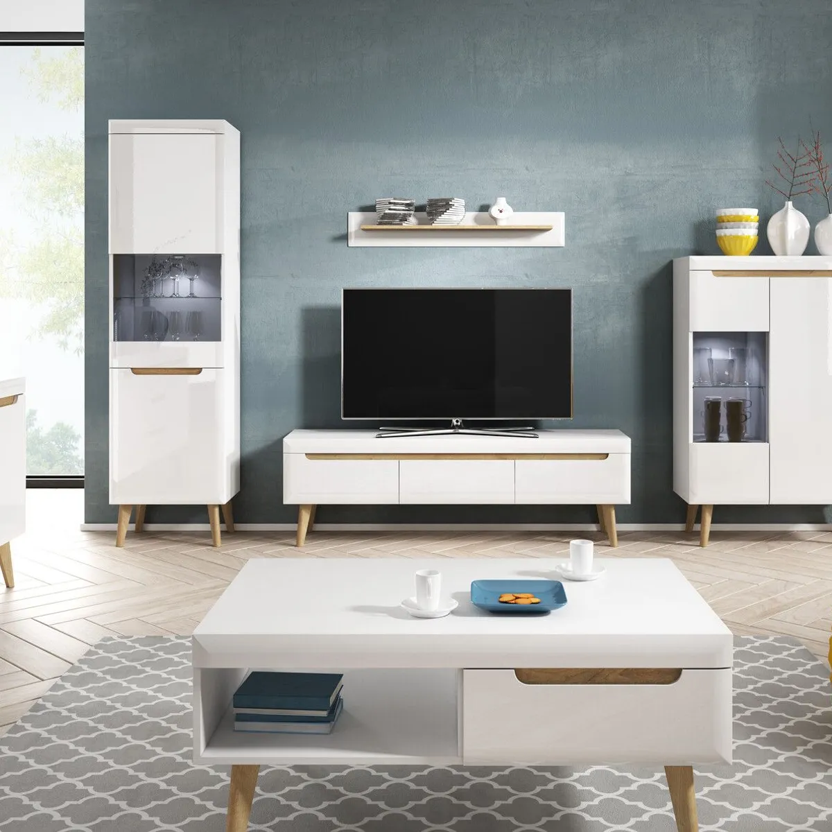 TU MESITA - Vitrina alta Amaya 2 puertas color Blanco TU MESITA