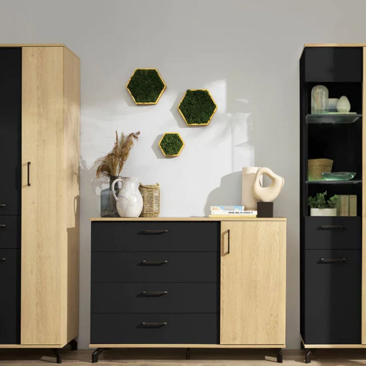 TU MESITA - Aparador Rústico Omaha 4 cajones 1 puerta TU MESITA color NegroHaya