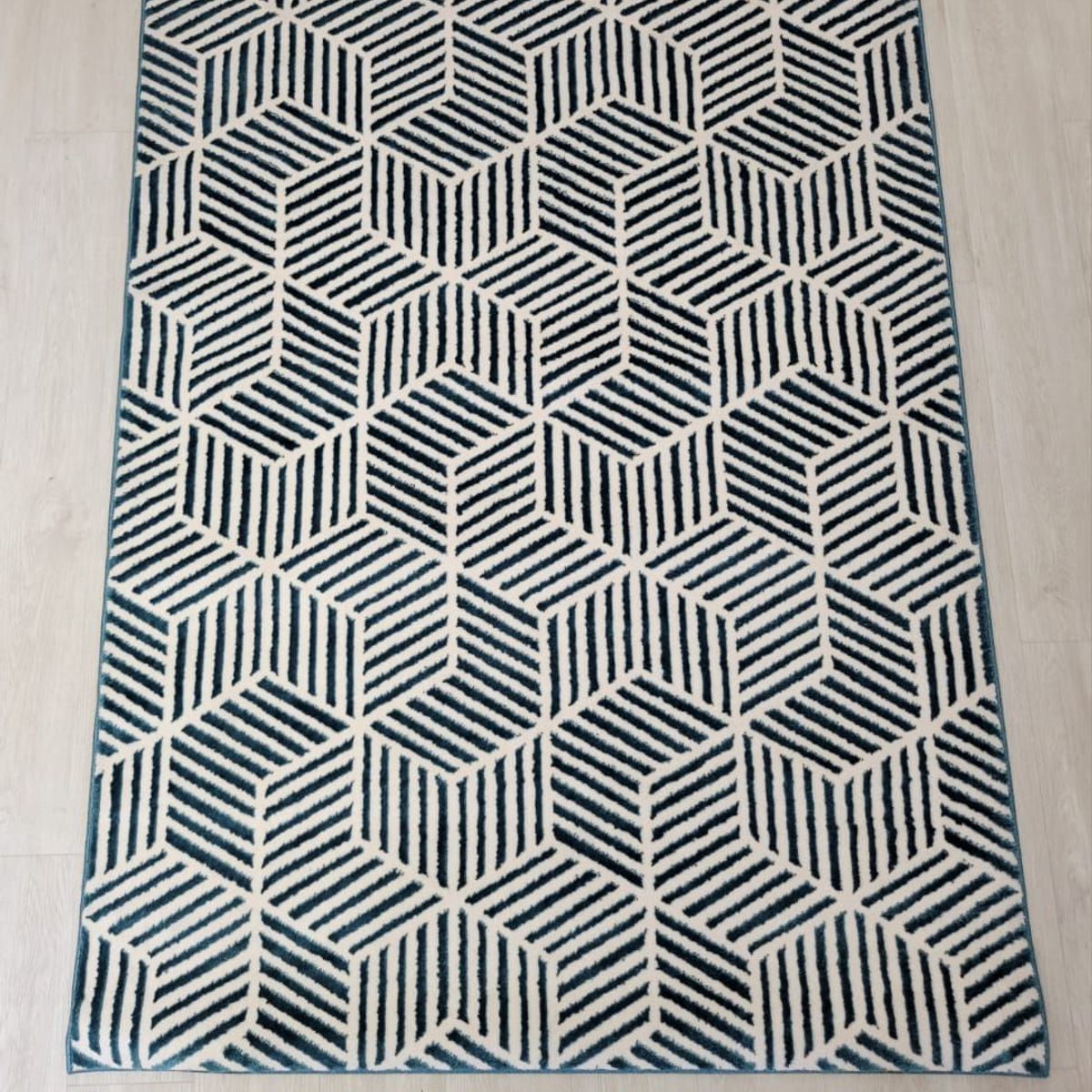 GENERICO - ALFOMBRA MODERNA DE PELO CORTO FORMATO 1.40 X 2.00