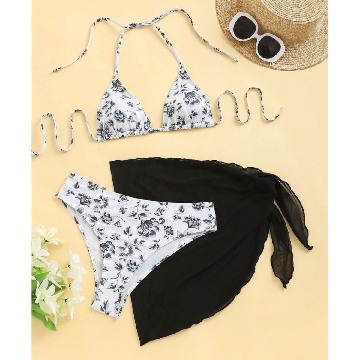 KAST PE - Bikini Telma Negro de 3 piezas con estampado floral - Talla M