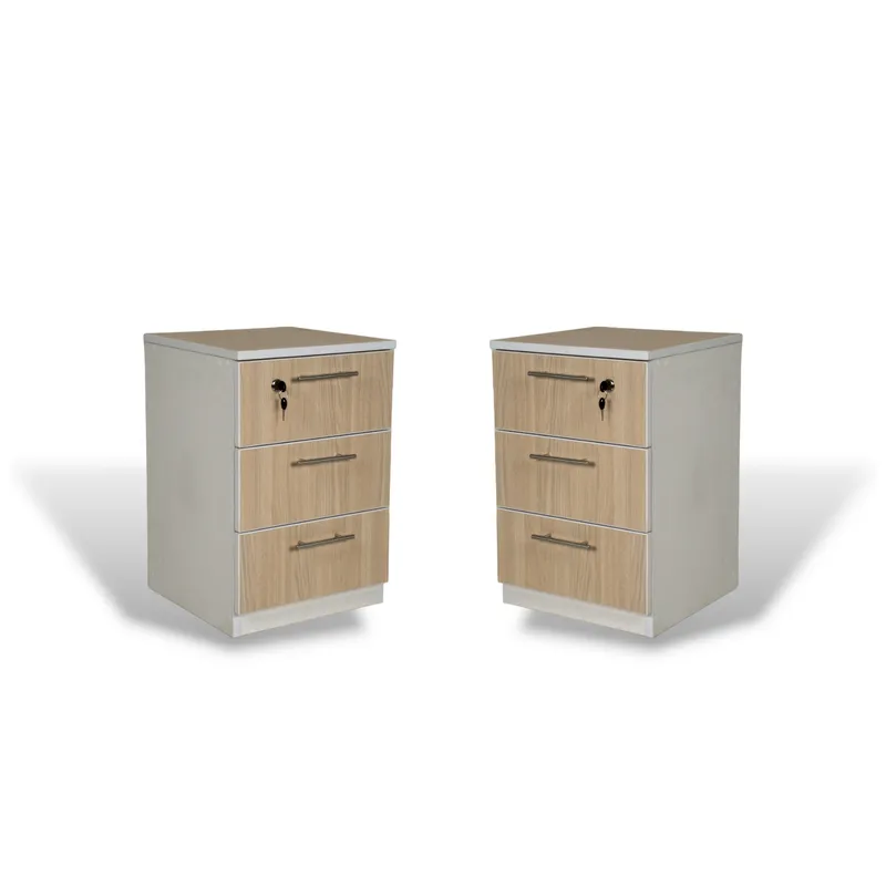 MUEBLES MACRUMO - Veladores 3 Cajones + Cerradura. Color Arena (Set x2)