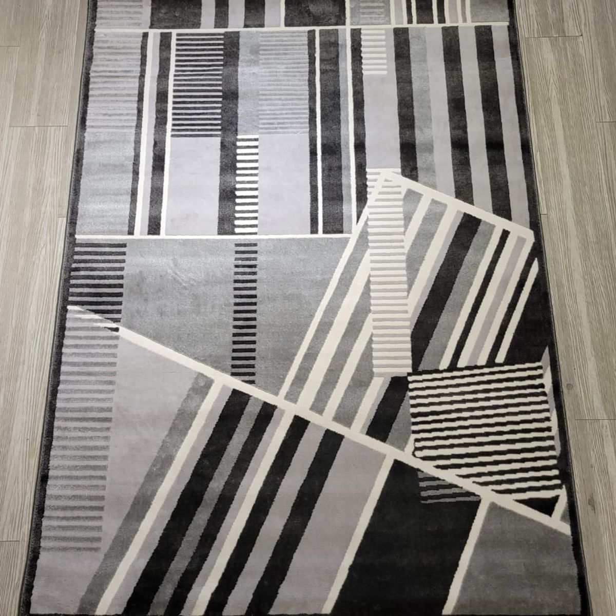 GENERICO - ALFOMBRA  MODERNA DE PELO CORTO FORMATO 1.40X 2.00