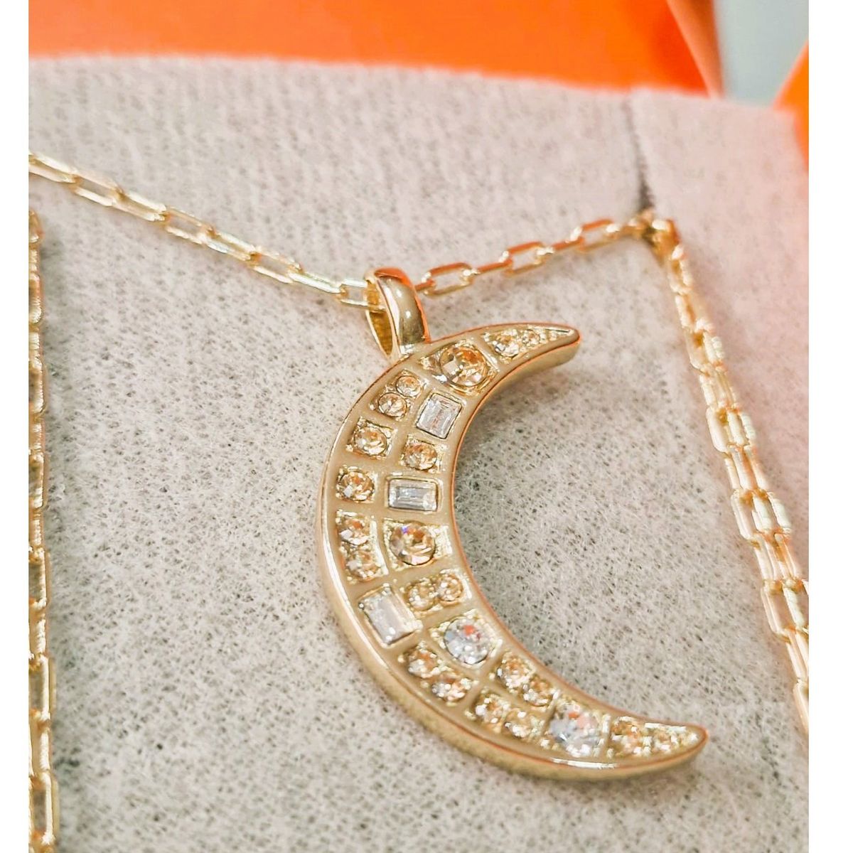 YANBAL - Fino Collar Lunay Estelar Cristales y Baño oro 24k Reversible 90cm