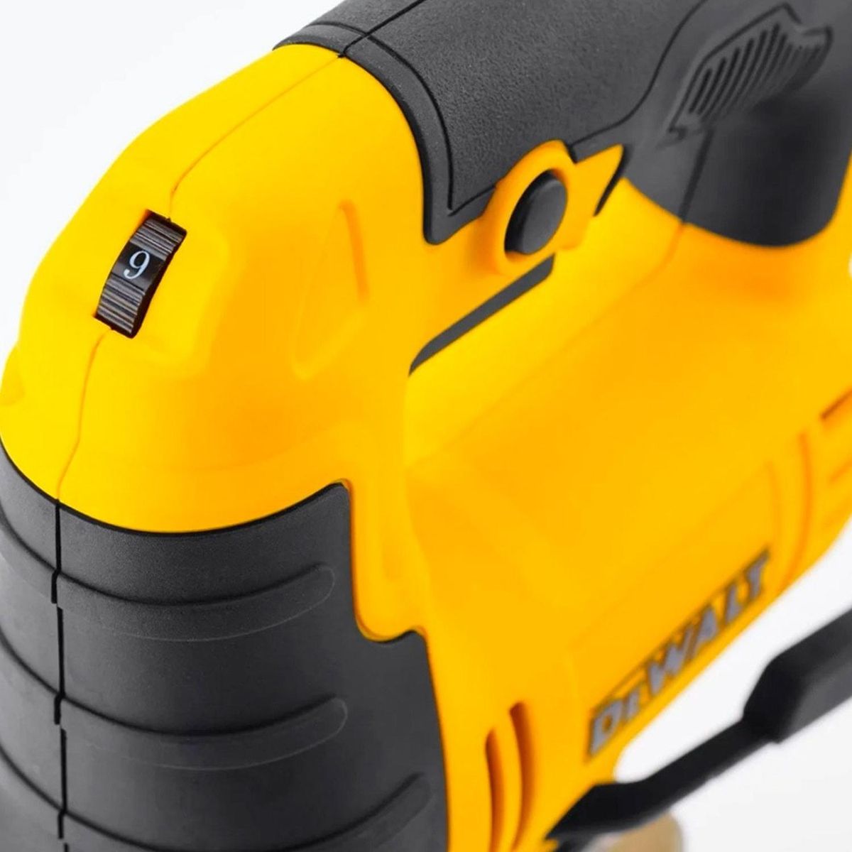 DEWALT - Sierra Caladora Dewalt DWE300 650w Vel Variable
