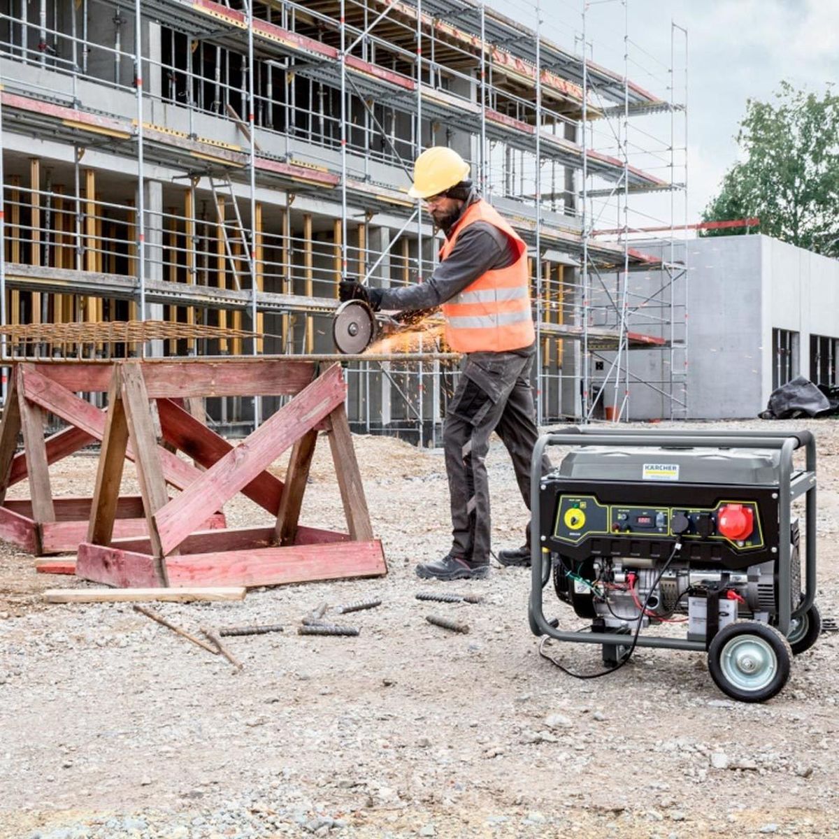 KARCHER - Generador a Gasolina Eléctrico Karcher PCG  3/1  2,8KW 15L