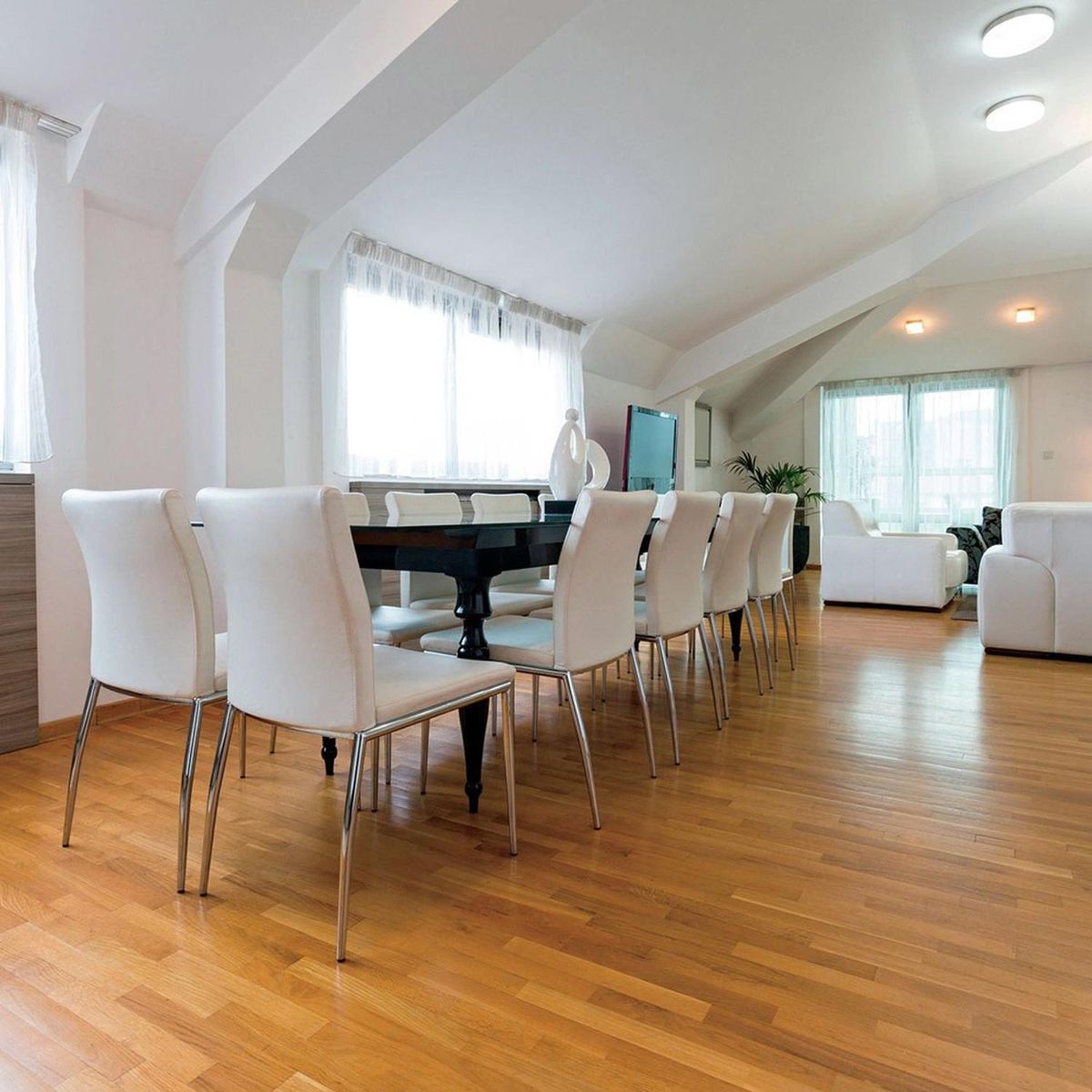 Varathane Poliuretano Pisos Transp Brillante  3,785L, marca RUST OLEUM - Foto 2