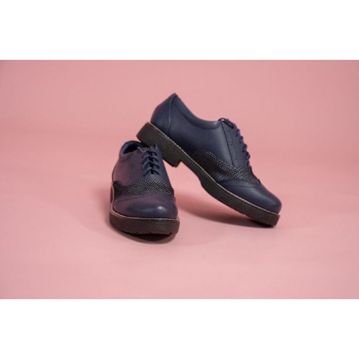 GENERICO - ZAPATO OXFORD DE MUJER AZUL MARINO_.