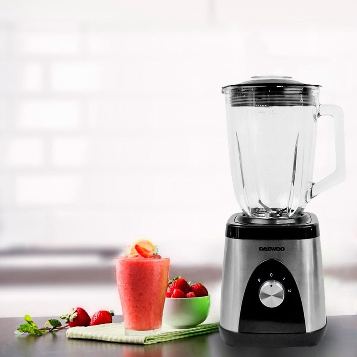 DAEWOO - Licuadora plateada daewoo dbl-1700c 1.5l 2 velocidades