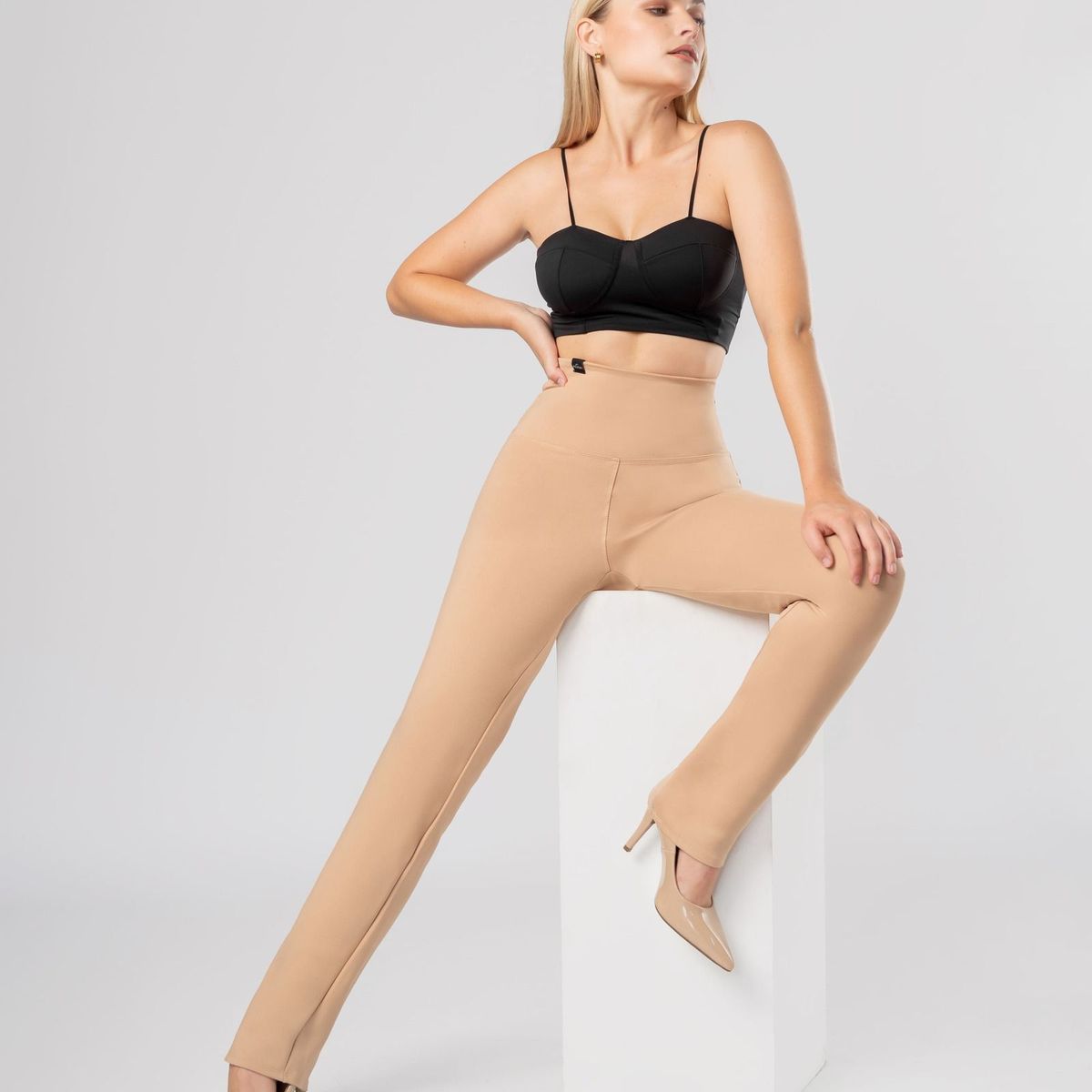ALYNN - Pantalón fajero ejecutivo Beige