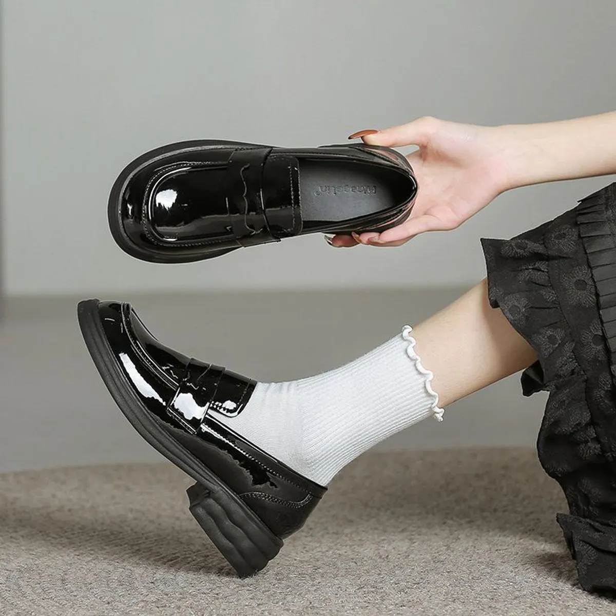 VATYERTY - Mocasines retro sencillos de charol para Mujer