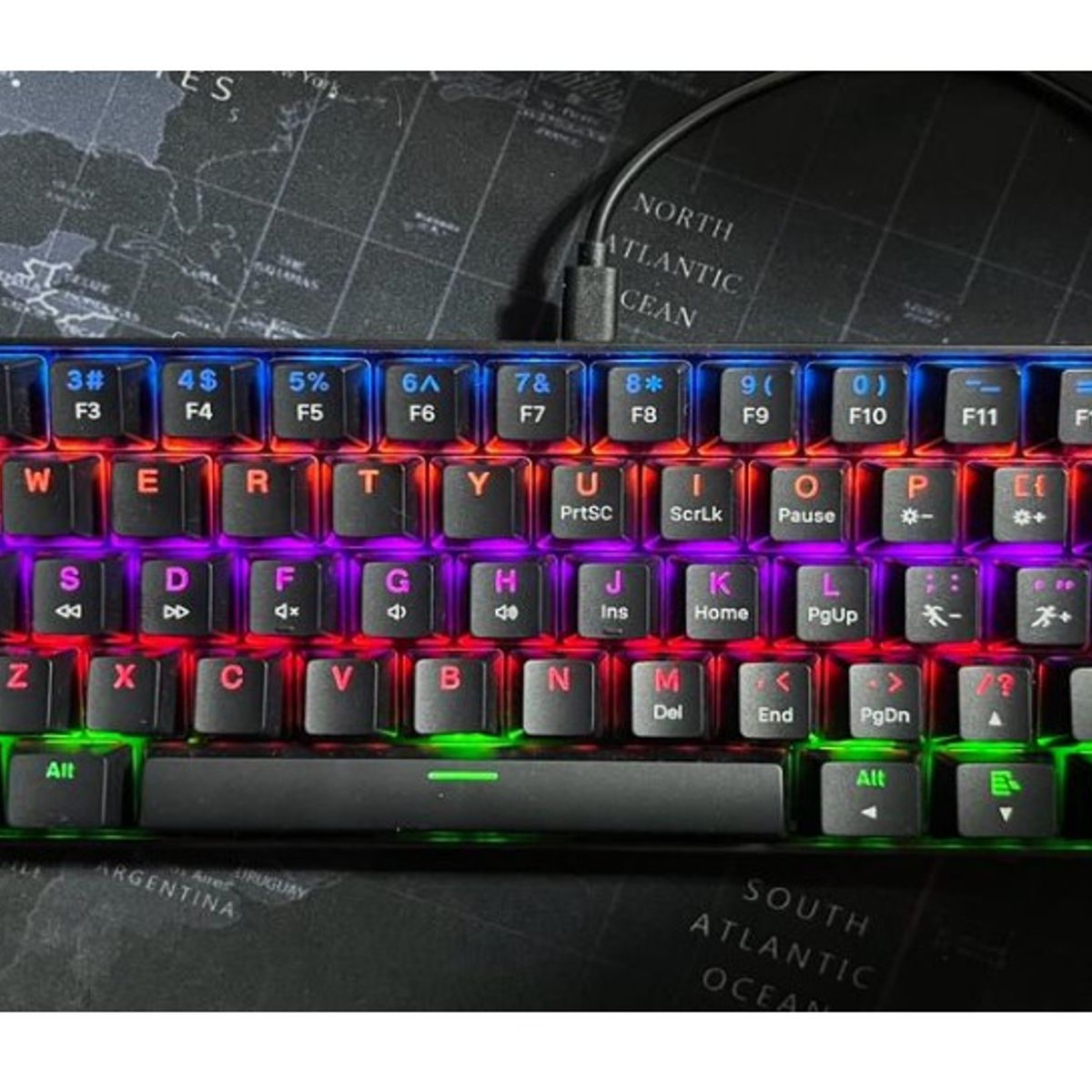 RMON TECH INFORMATICA Y TECNOLOGIA - MINI TECLADO MECANICO CON LUZ RGB RETROILUMINADO