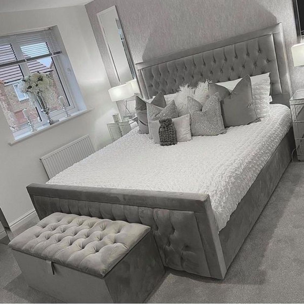 GENERICO - Cama Box Tarima + Cabecera Capitone Gris  2 plazas