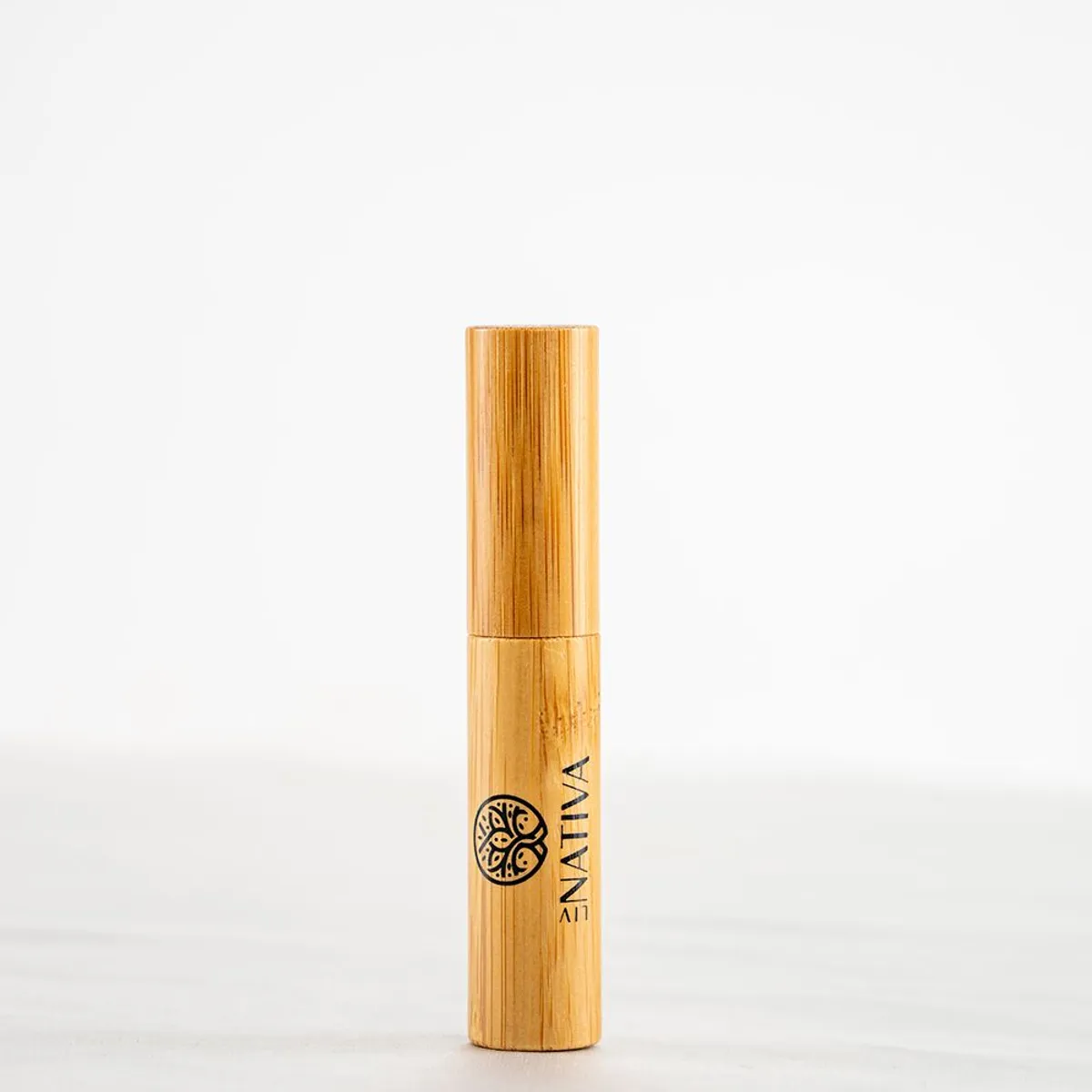 LIV NATIVA - Delineador de ojos eco-natural Dào 3 grs Only black