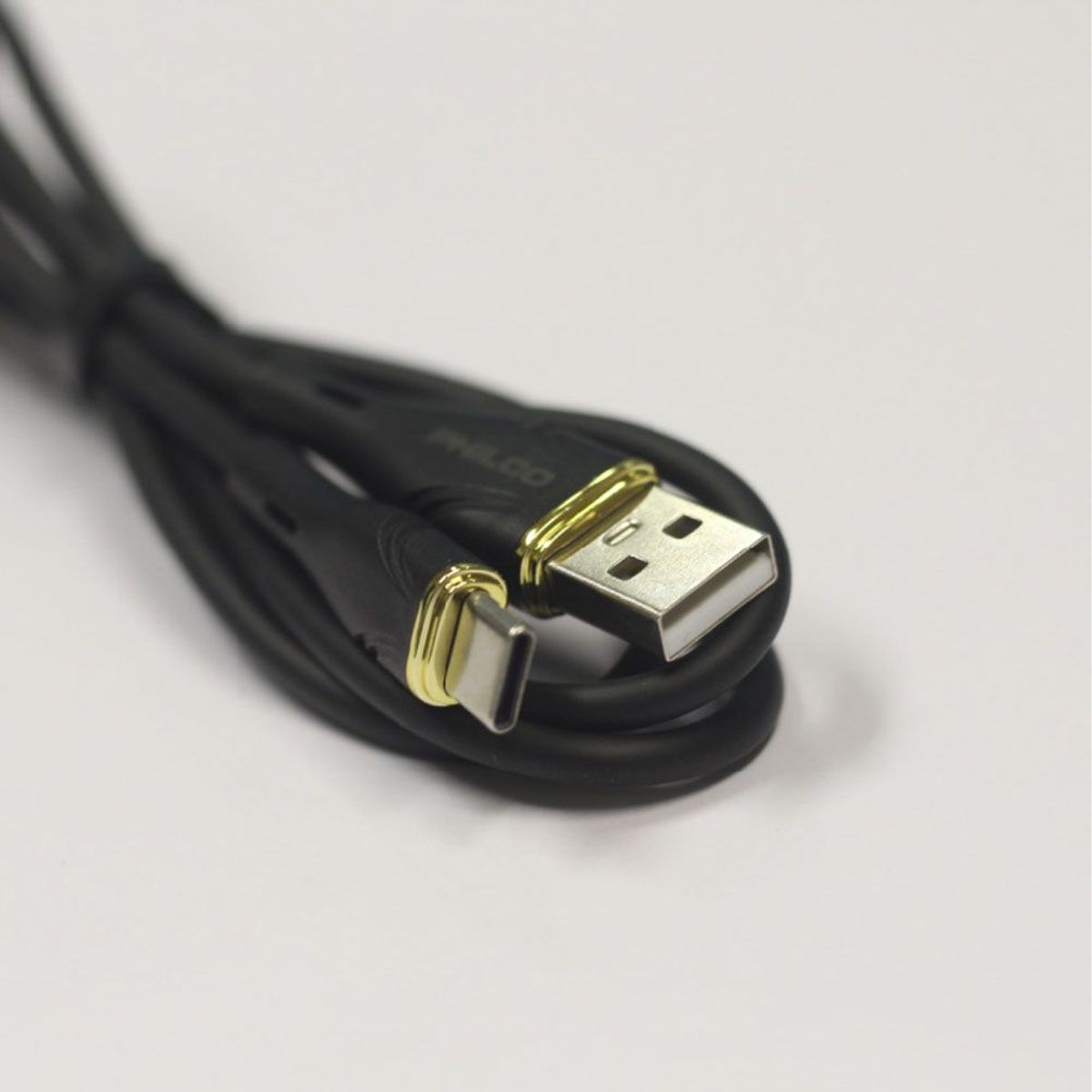 PHILCO - USB A to Tipo C  Cable de Silicona 30W  FLC2608CBK Negro