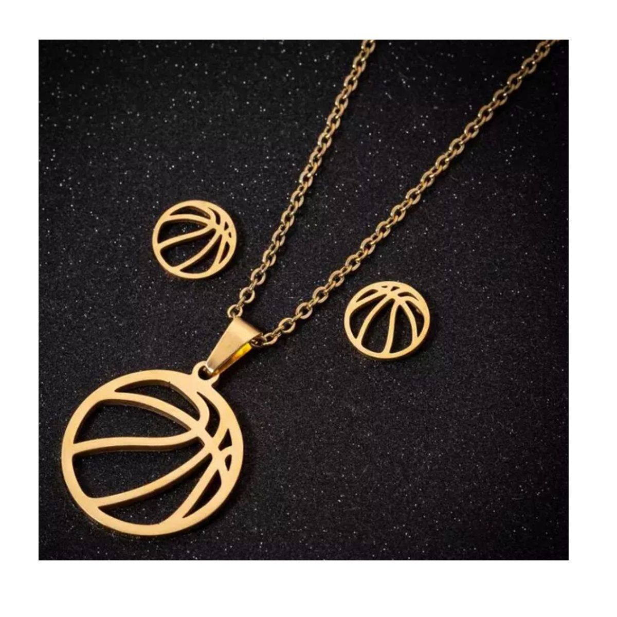 GENERICO - Set collar y aretes pelota básquet dorado_.