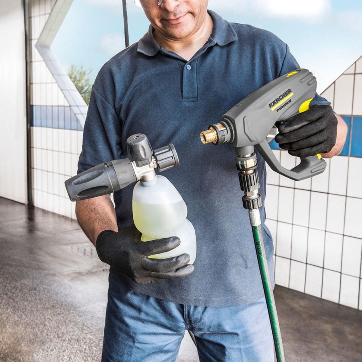 KARCHER - Aplicador de Detergente Lanza Espuma Karcher 1L 300 Bar  Max.