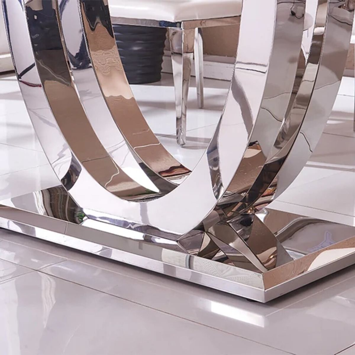 CENTRAL DECCO - MESA PARA 6 SILLAS JOHNSEN