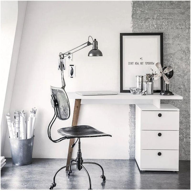 VENTITAS HOME - Escritorio Vintage Annya 3 Cajones Color Blanco