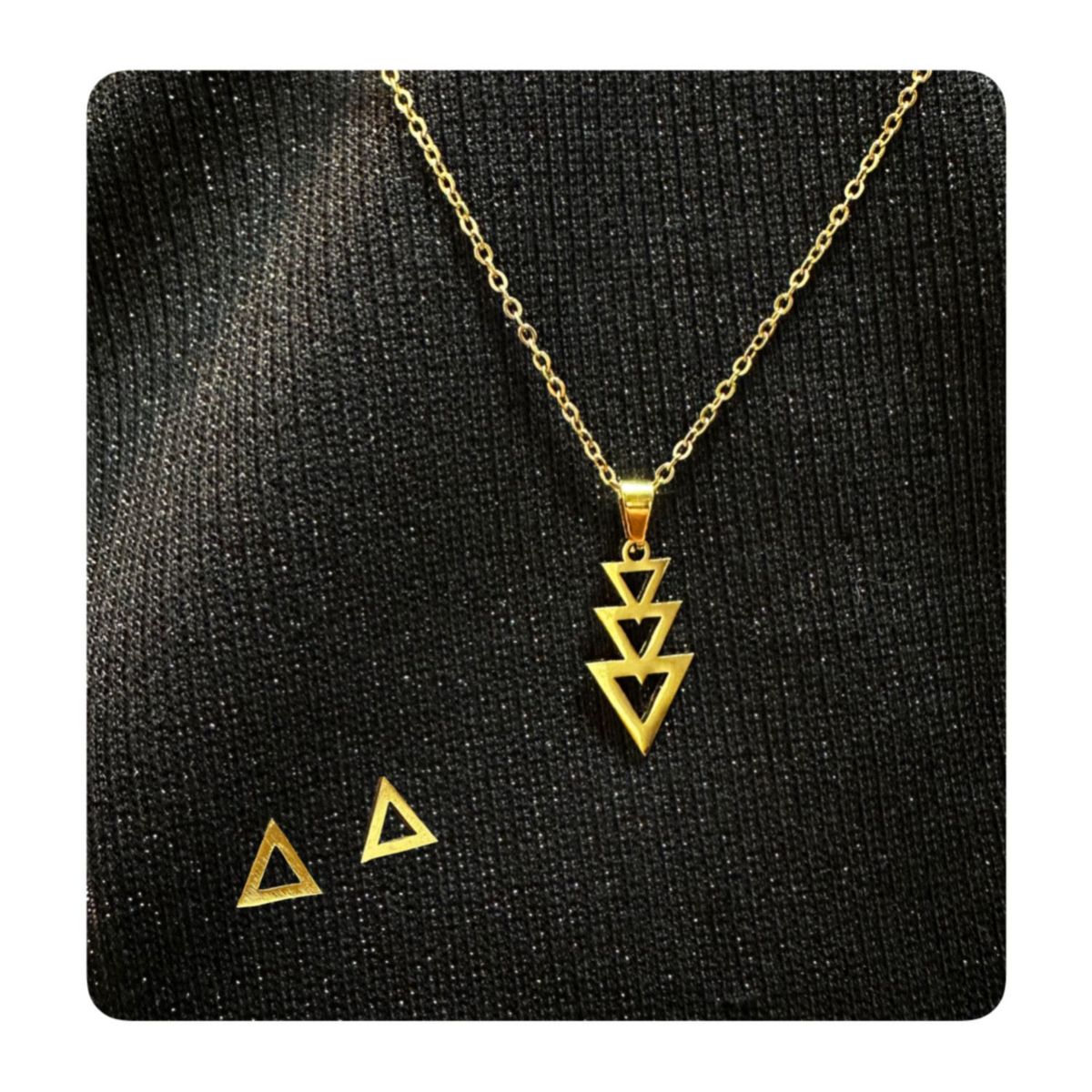 GENERICO - Pack Acero Collar con dije y Aretes - Triple Triangulo Lineas Dorado