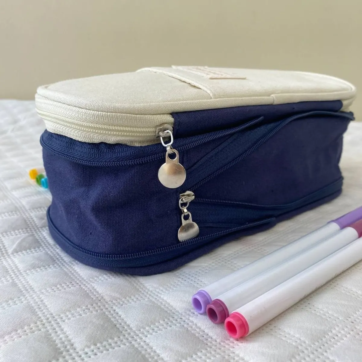 GENERICO - Cartuchera Leonor Special