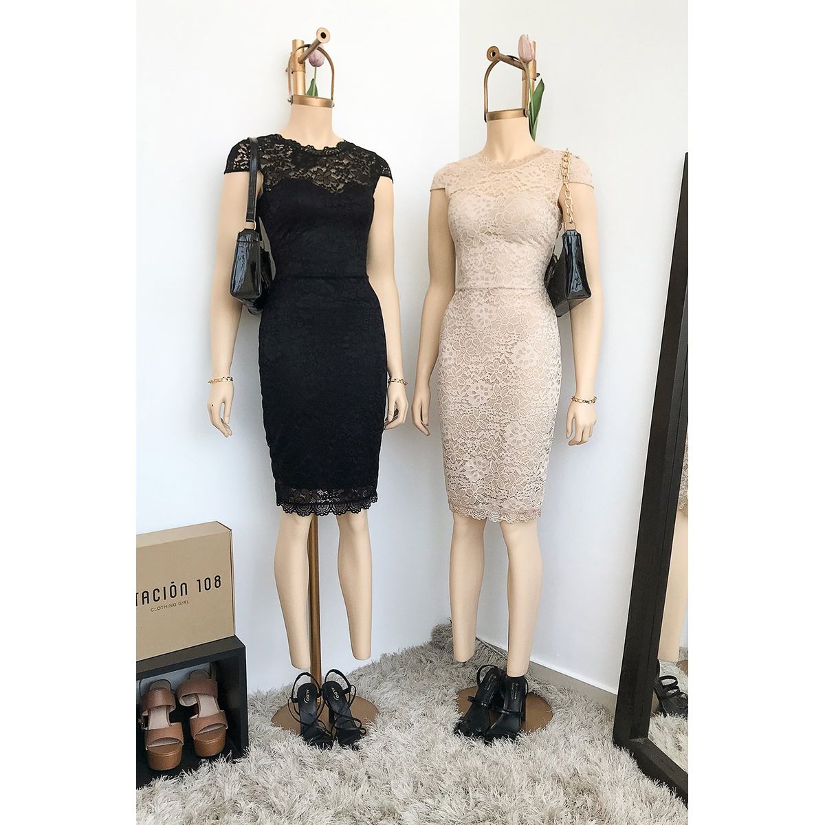 GENERICO - Vestido Encaje Coctel Sienna Color Negro Estacion 108