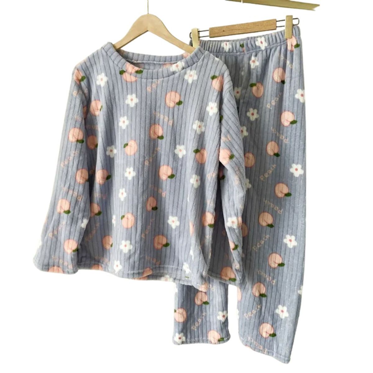 GENERICO - PIJAMA PARA INVIERNO KAWAII