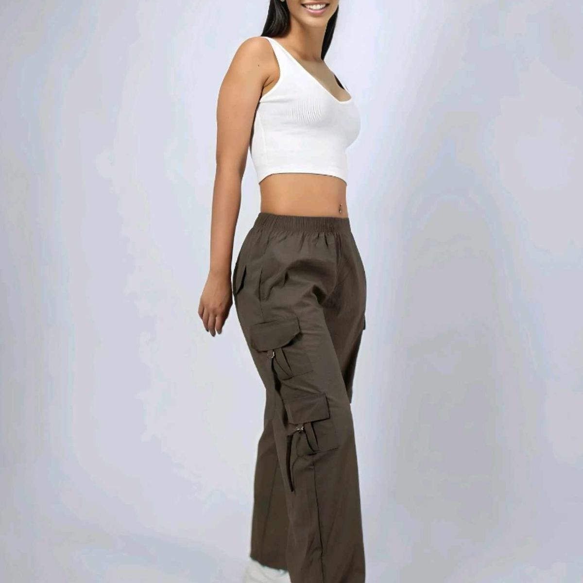 ENKI - Pantalón Cargo Parachic 6X Para Mujer