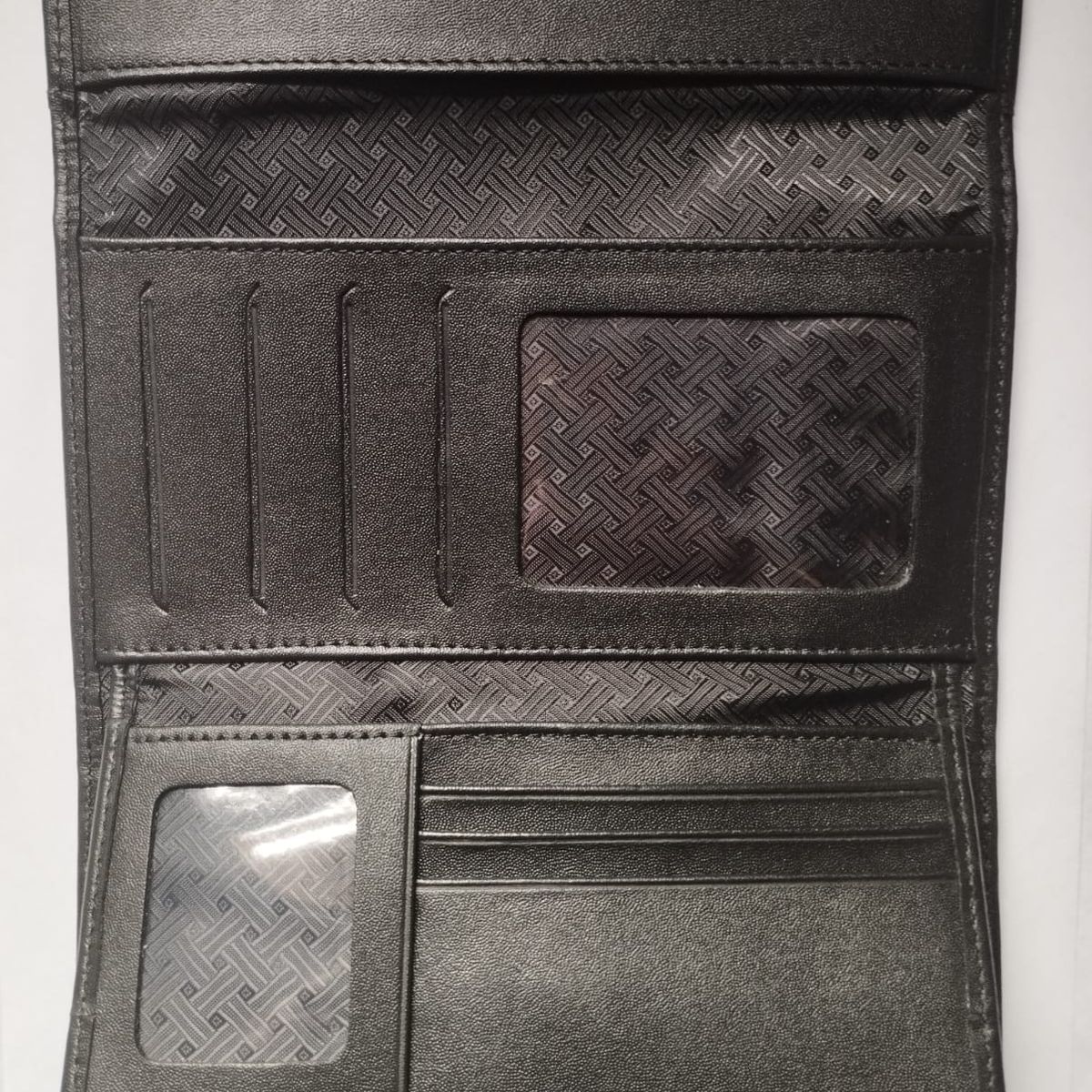 GENERICO - Billetera Negra de cuero Martelly para Dama