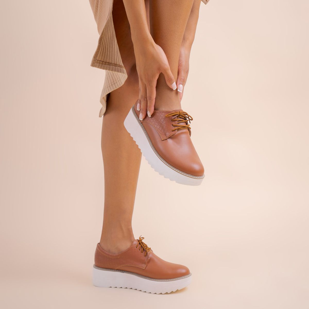 KAWKI - ZAPATOS DE MUJER DERBY FORTALEZA CAMEL