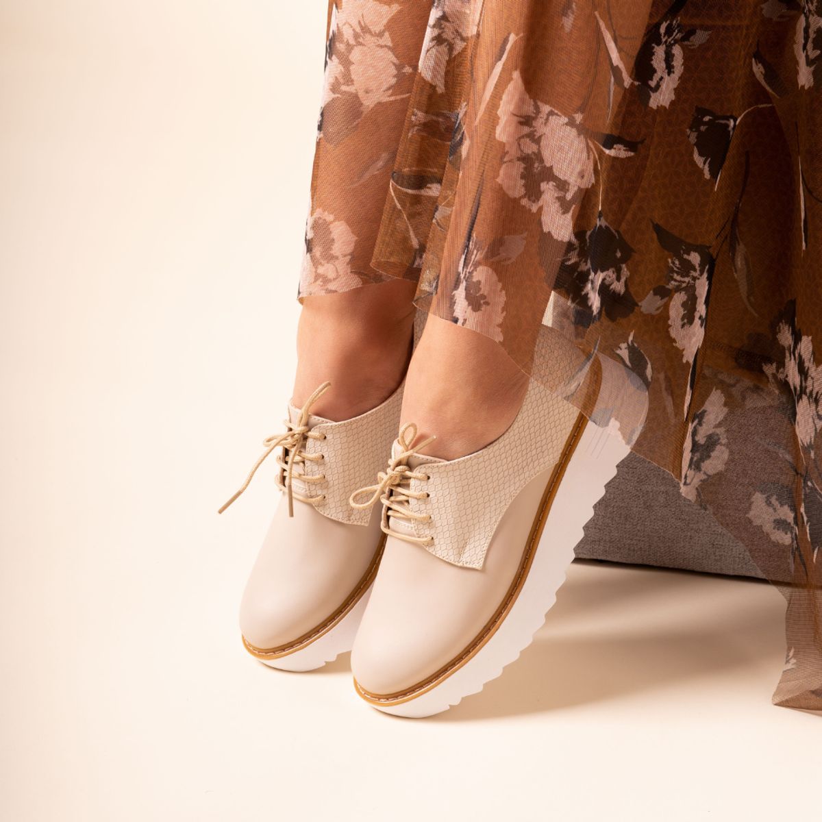 KAWKI - ZAPATOS DE MUJER  DERBY  FORTALEZA HUESO