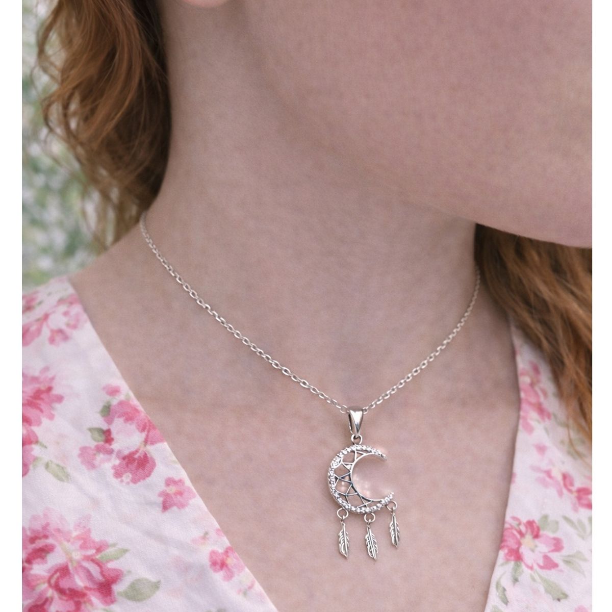 FERNANDA ROMERO JOYAS Y ACCESORIOS - Collar "LUNA  ATRAPASUEÑOS"  en Acero Plateado con cristales