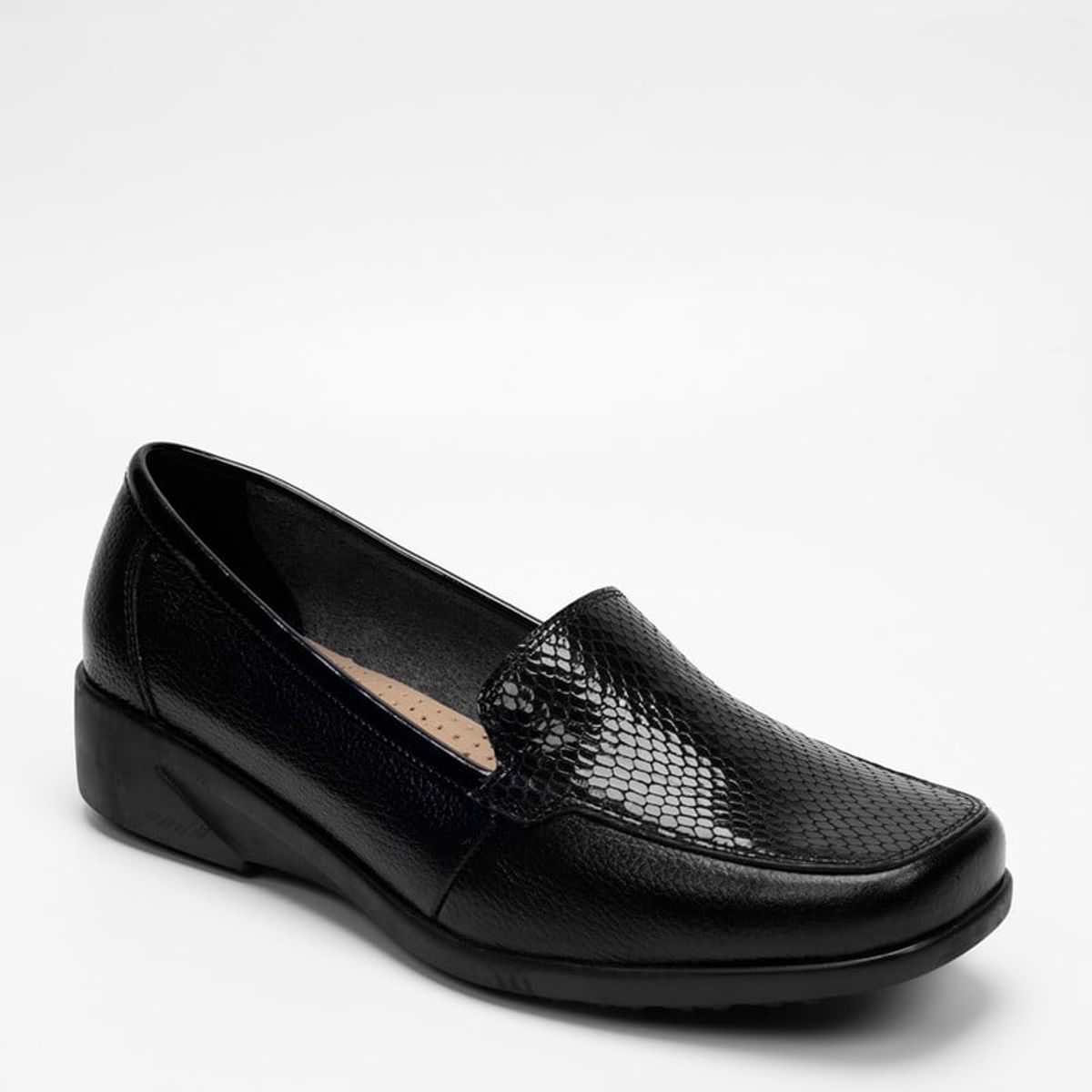 BATA - Mocasines Casuales Bata Comfit Lunita Negro Mujer