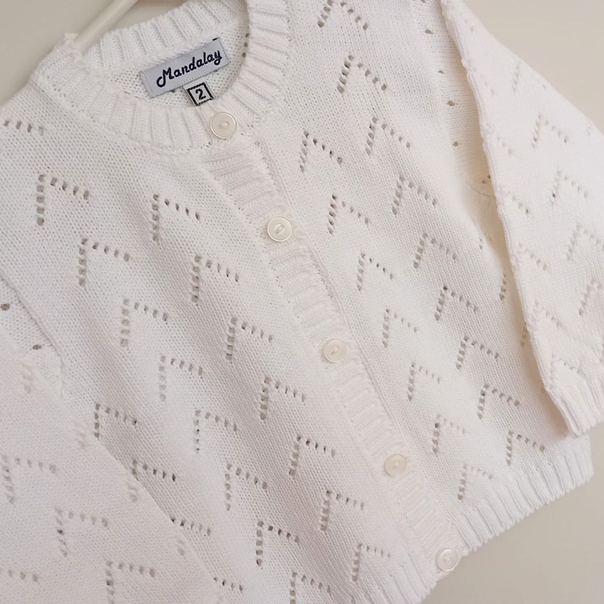 GENERICO - CHOMPA NIÑA CALADA BLANCA MANDALAY KNITS