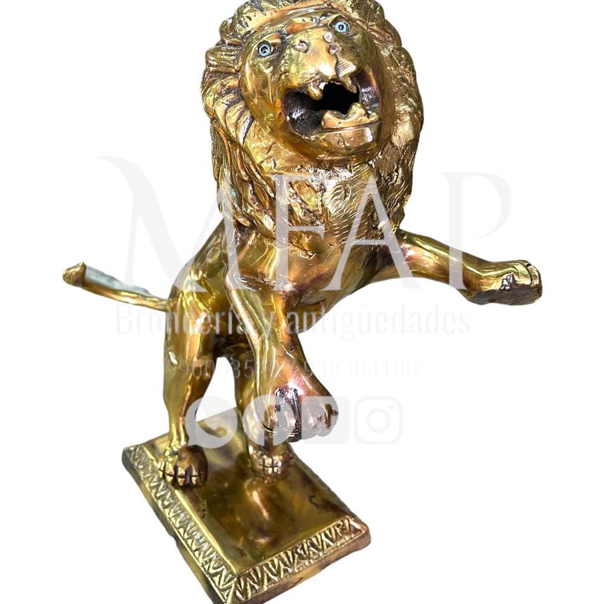 MFAP BRONCERIA Y ANTIGUEDADES - León con base escultura en bronce