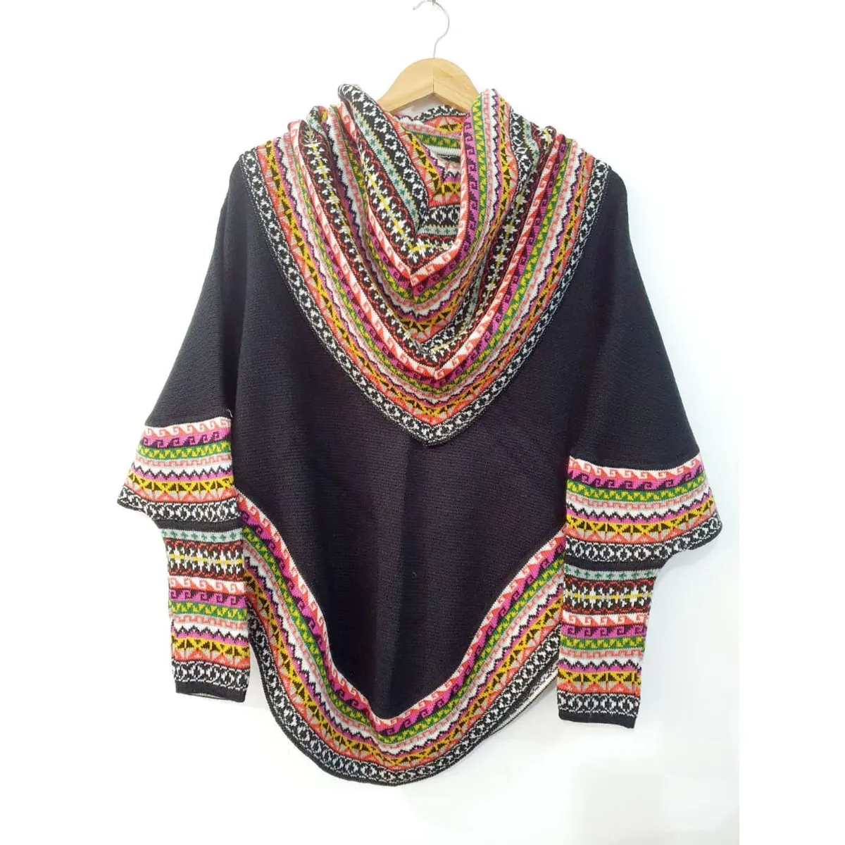 GENERICO - Poncho  Alpaca Con Manga 3/4 Y Gorro