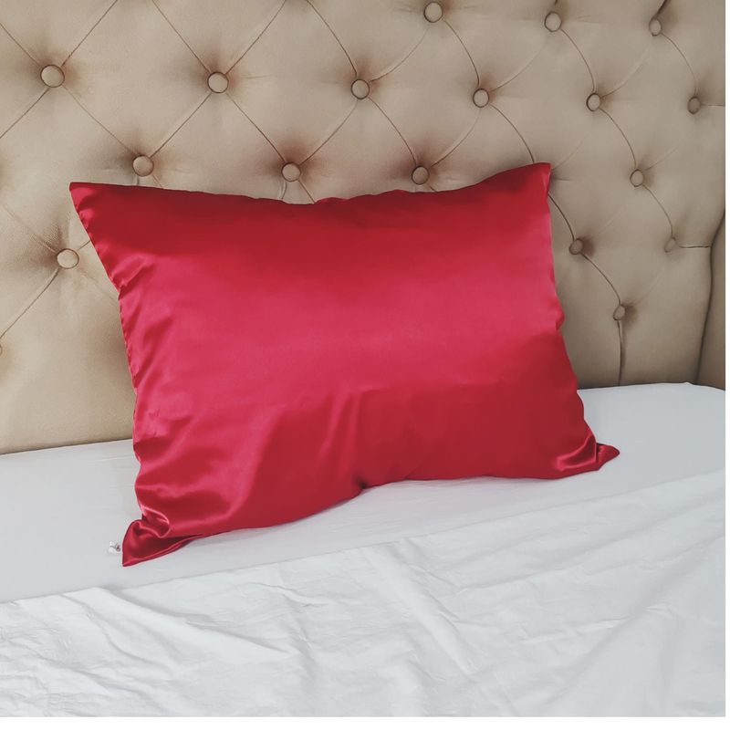 Funda de Almohada de Satín Antifrizz 50x70 cm Rojo Sodimac Perú