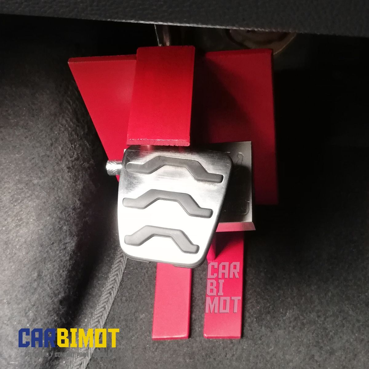 GENERICO - SEGURO BLOQUEO TRABA PEDAL VOLANTE TIMON ANTIRROBO VEHICULOS