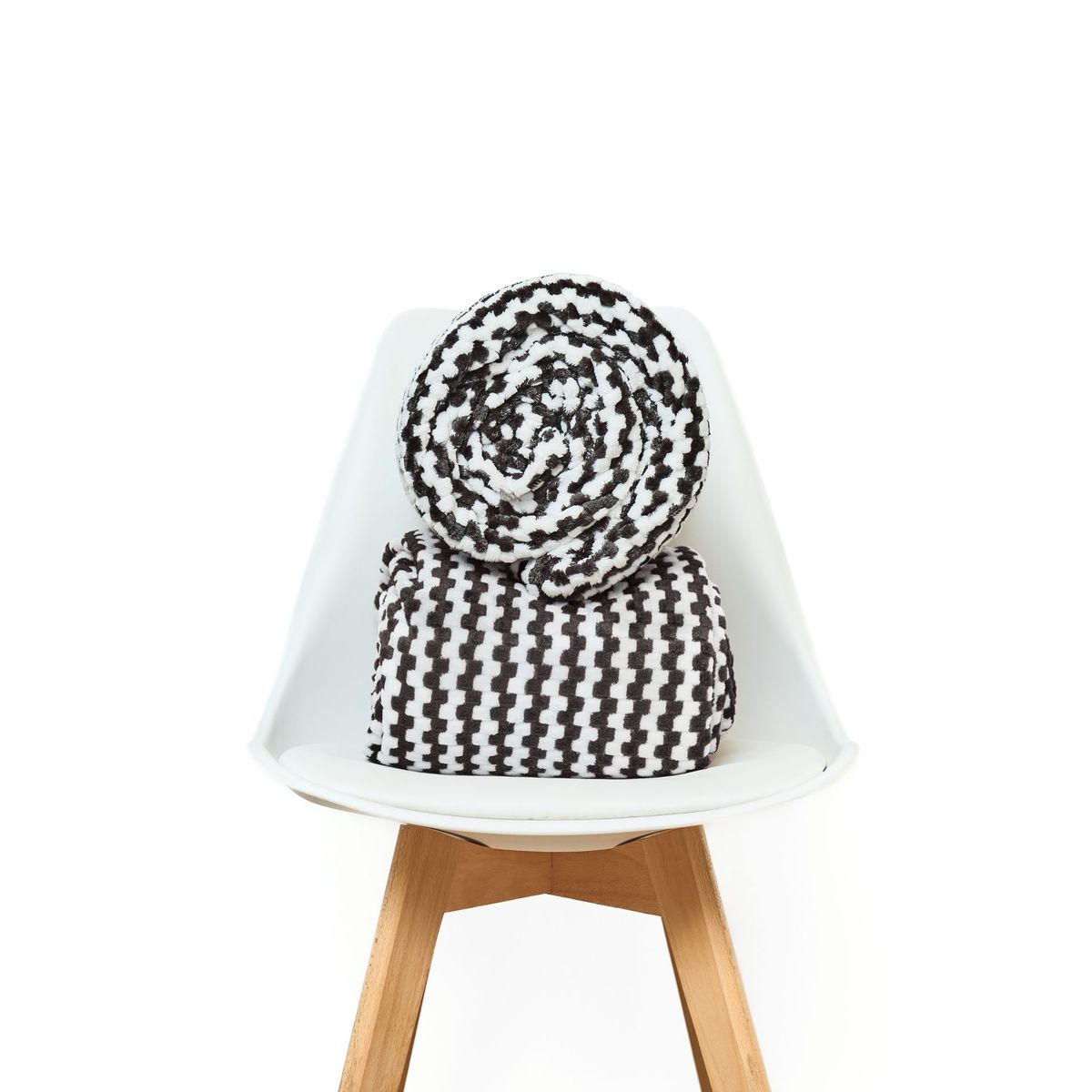 COBITEX HOME - Manta chess blanco/negro 230 x 180 cm con textura de corderito cobitex