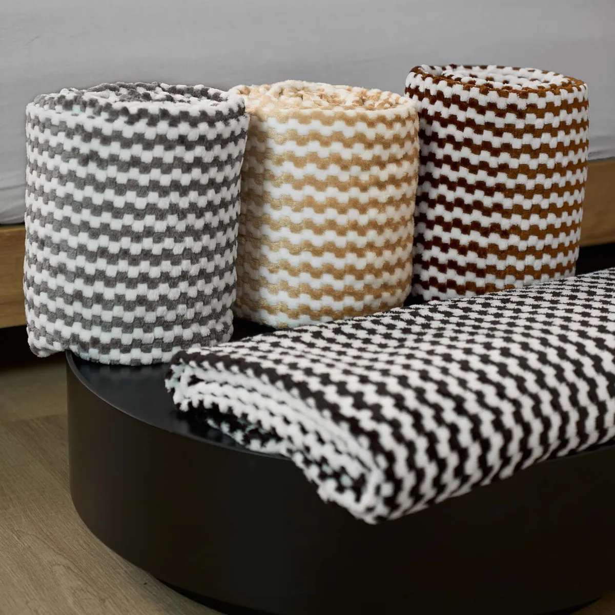 COBITEX HOME - Manta chess blanco/gris 230 x 180 cm con textura de corderito cobitex