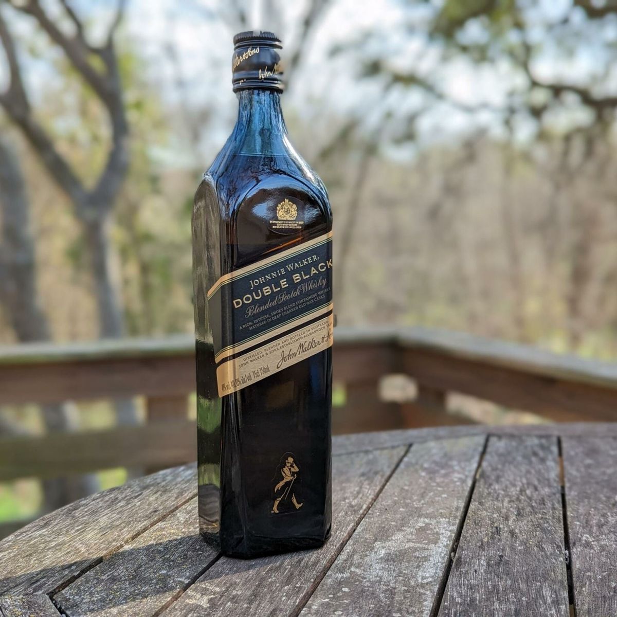 JOHNNIE WALKER - Whisky johnnie walker double black 750ml