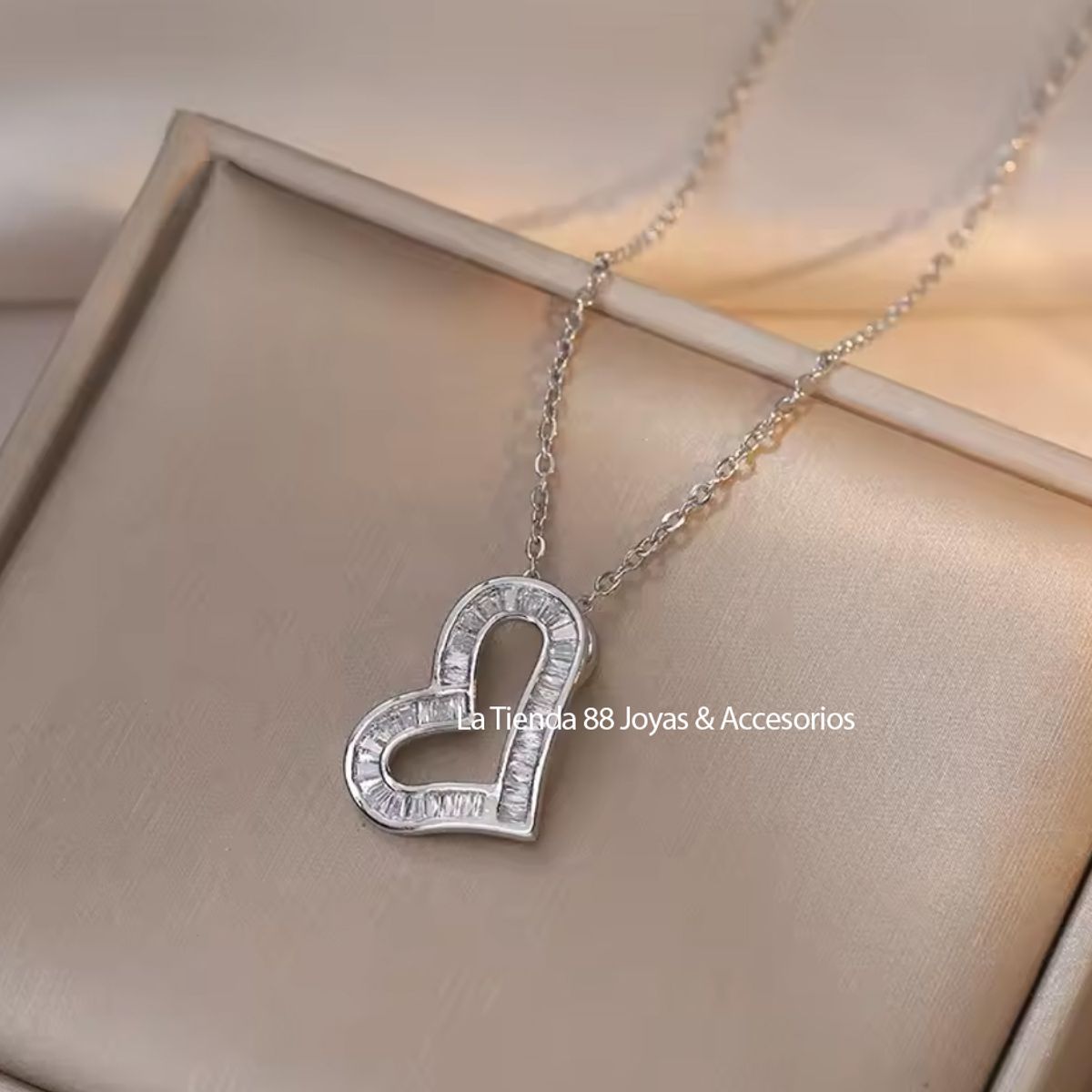 LA TIENDA 88 JOYAS Y ACCESORIOS - La Tienda 88 - Collar Mujer Corazon Mio Bañado Oro de18k - Blanco