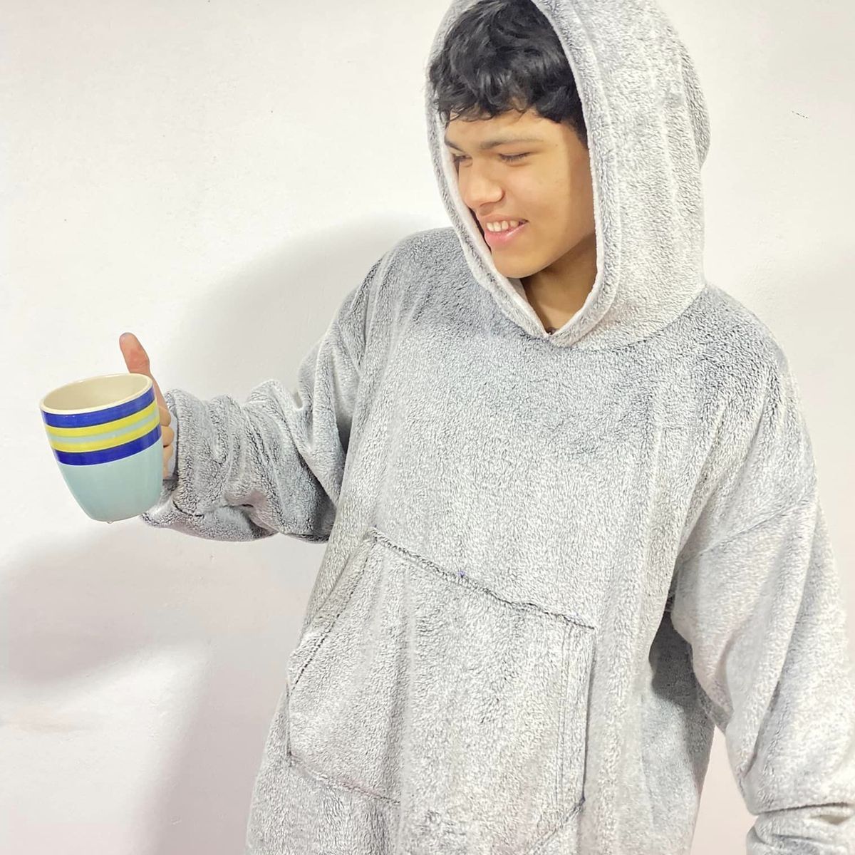 GENERICO - POLERA GIGANTE ABRIGADOR