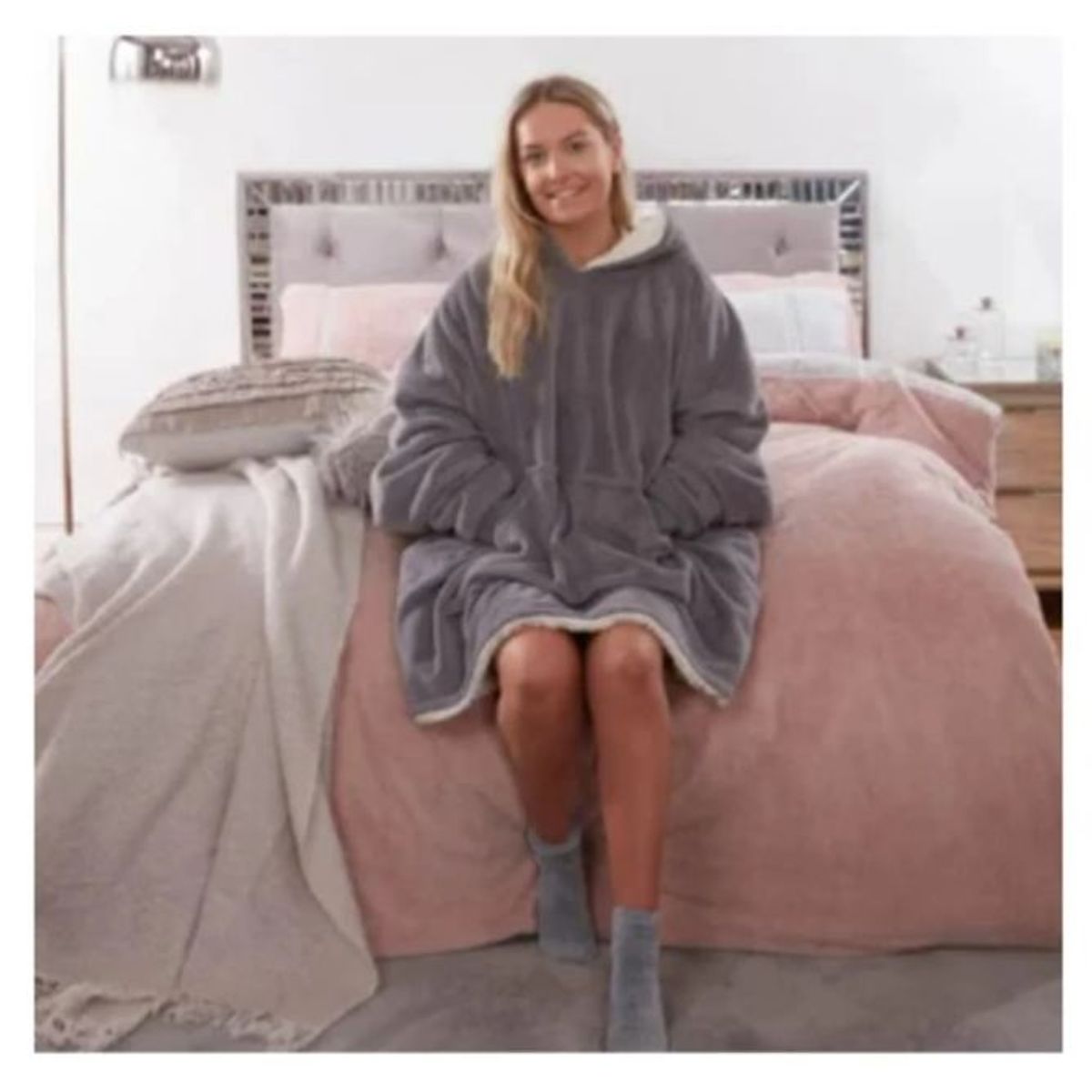 GENERICO - ULLTRA POLERA DE FELPA CON CAPUCHA UNISEX