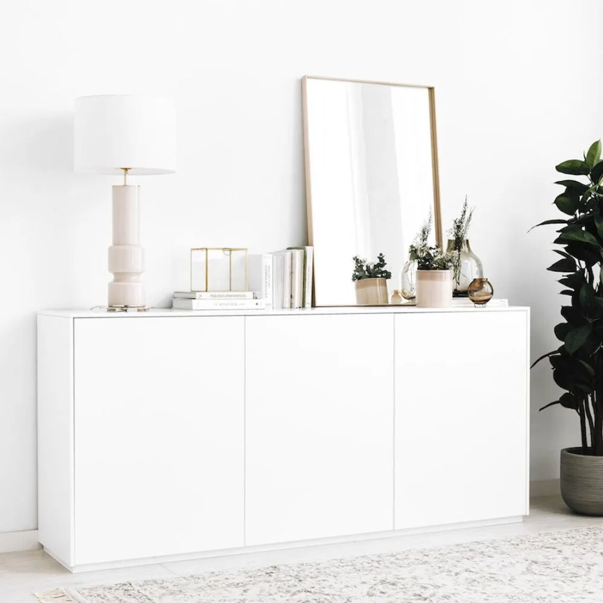 TU MESITA - Aparador Moderno Mikela 3 puertas color Blanco TU MESITA