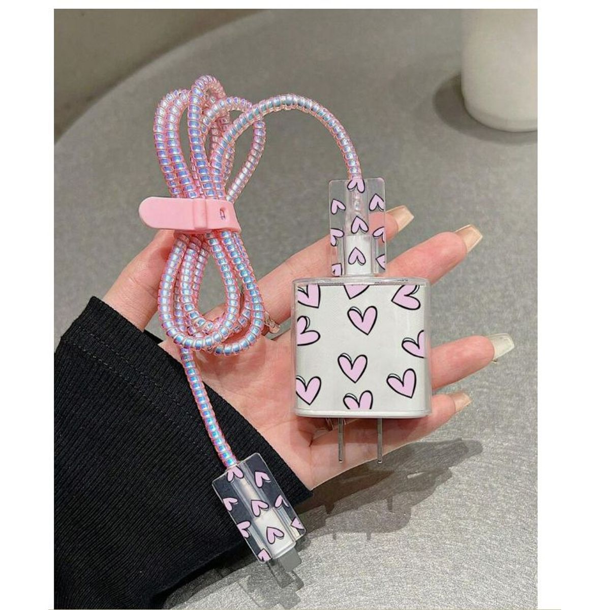 GENERICO - PROTECTOR DE CARGADOR DE IPHONE DE CORAZONES