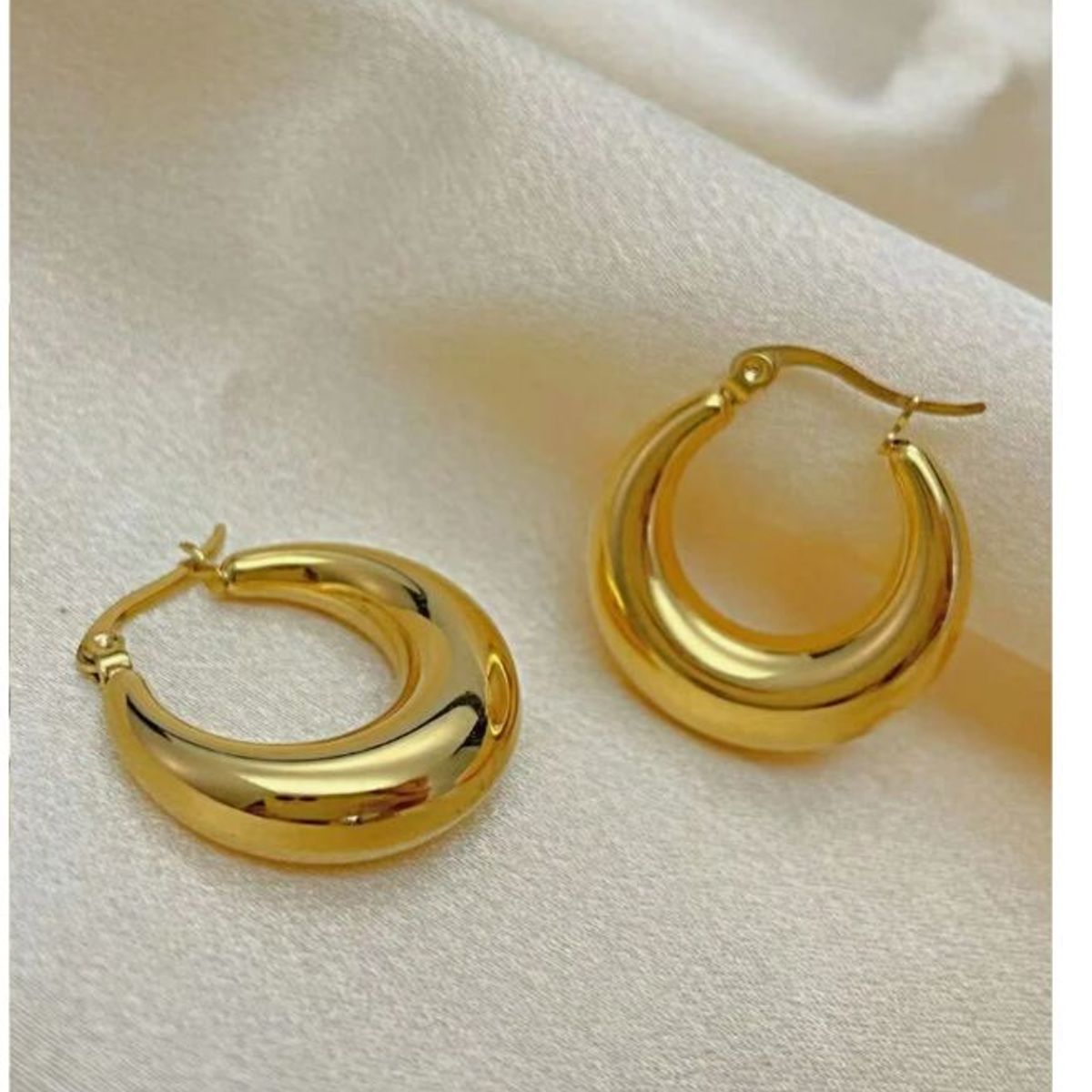 GENERICO - ARETES EN FORMA CIRCULAR