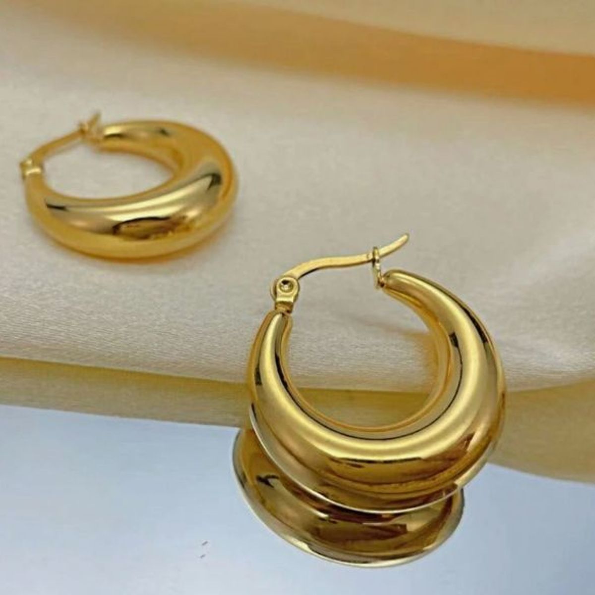 GENERICO - ARETES EN FORMA CIRCULAR